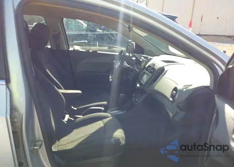 2013 Chevrolet Sonic Lt Auto z USA, uszkodzony, nr VIN 1G1JC6SH3D4234349